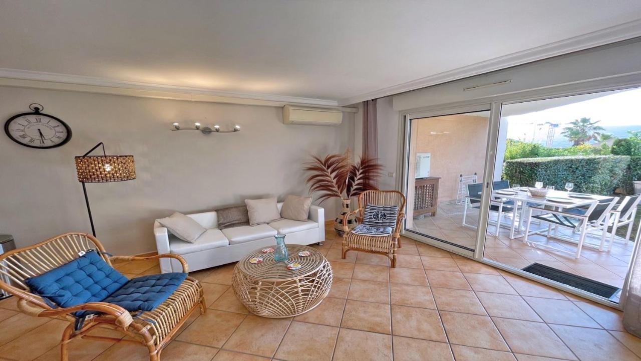 Appartement Les Pins Bleus A8 Sainte-Maxime Exterior foto