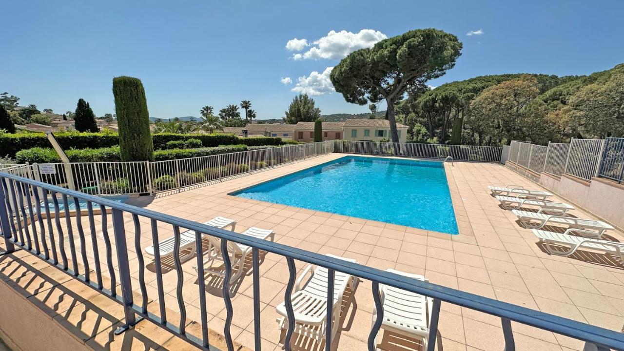 Appartement Les Pins Bleus A8 Sainte-Maxime Exterior foto